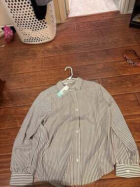 Monday Fun Mabel Collared Shirt Off-White XL Striped Button Down